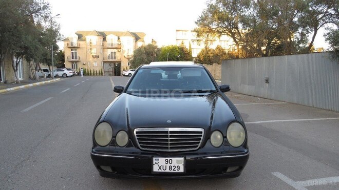 Mercedes E 320 1999, 518,000 km - 3.2 l - Bakı