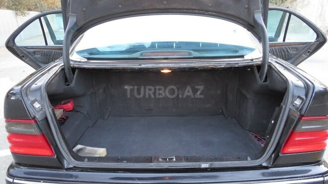 Mercedes E 320 1999, 518,000 km - 3.2 l - Bakı