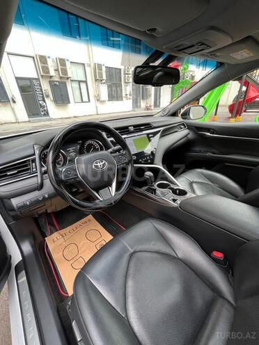 Toyota Camry 2018, 60,000 km - 2.5 l - Bakı
