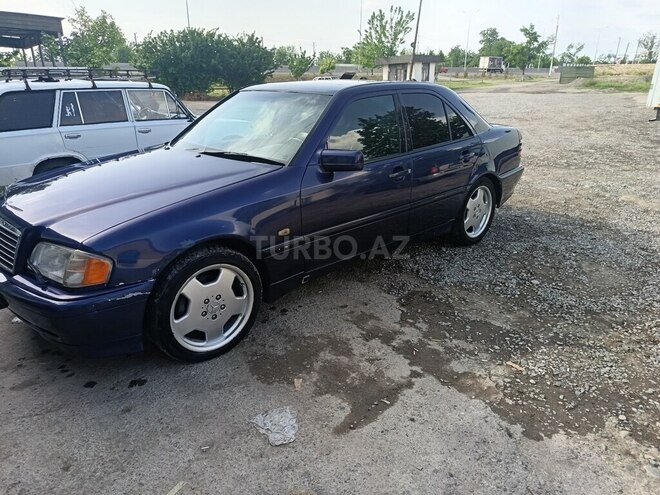 Mercedes C 240 1998, 325,520 km - 2.4 l - Bərdə