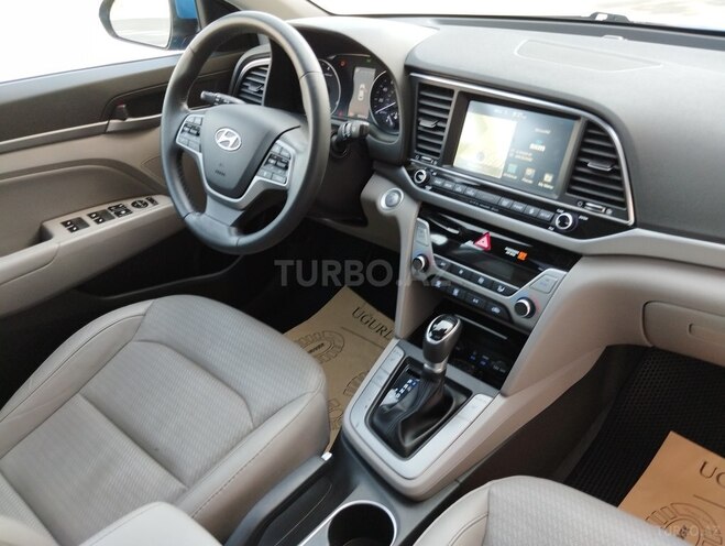 Hyundai Elantra 2017, 95,000 km - 2.0 l - Bakı