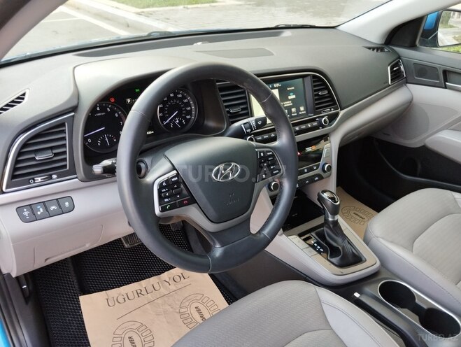 Hyundai Elantra 2017, 95,000 km - 2.0 l - Bakı