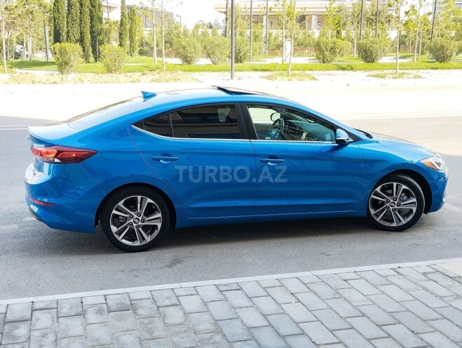 Hyundai Elantra 2017, 95,000 km - 2.0 l - Bakı
