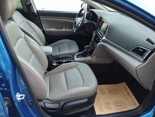 Hyundai Elantra 2017, 95,000 km - 2.0 l - Bakı