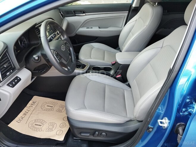 Hyundai Elantra 2017, 95,000 km - 2.0 l - Bakı