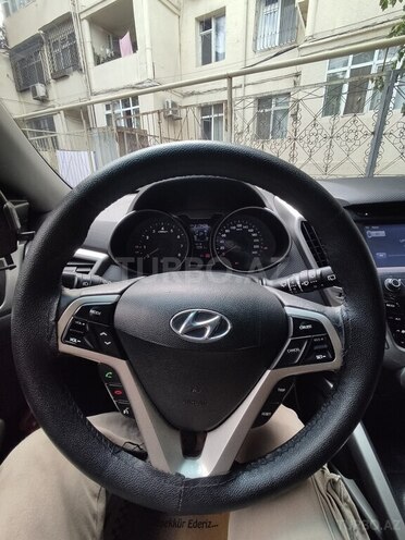 Hyundai Veloster 2011, 200,000 km - 1.6 l - Bakı