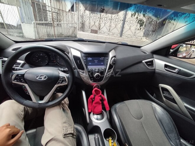 Hyundai Veloster 2011, 200,000 km - 1.6 l - Bakı