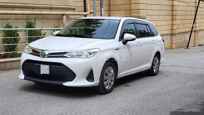 Toyota Corolla Fielder 2018, 143,000 km - 1.5 л - Bakı