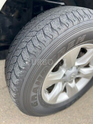 Toyota Land Cruiser Prado 2010, 210,000 km - 2.7 л - Şirvan