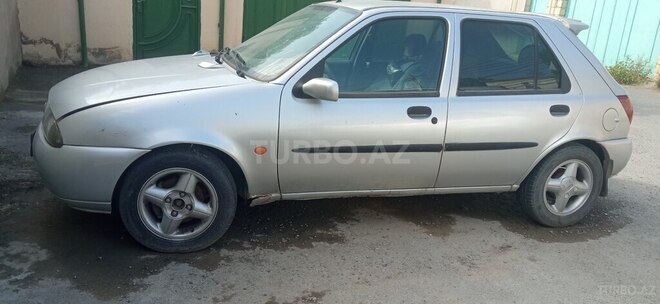 Ford Fiesta 1998, 200,000 km - 1.2 л - Bakı