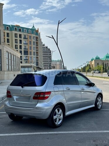 Mercedes B 170 2006, 100,000 km - 1.7 l - Bakı