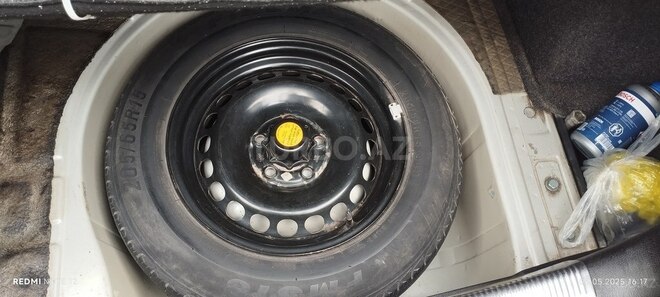 Volkswagen Passat 2002, 351,092 km - 1.8 l - Yevlax
