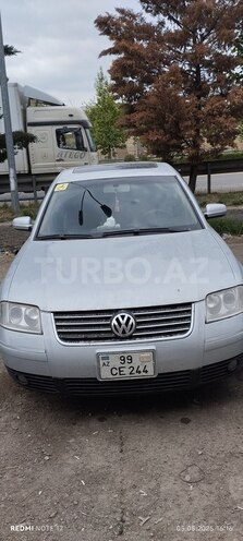 Volkswagen Passat 2002, 351,092 km - 1.8 l - Yevlax