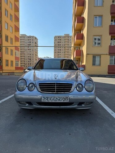 Mercedes E 240 2001, 250,000 km - 2.6 l - Bakı