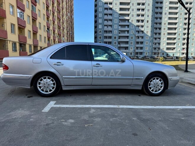 Mercedes E 240 2001, 250,000 km - 2.6 l - Bakı