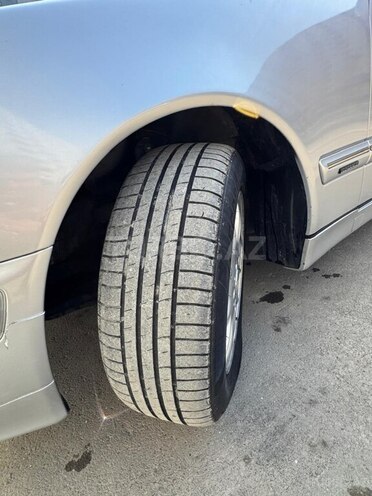 Mercedes E 240 2001, 250,000 km - 2.6 l - Bakı