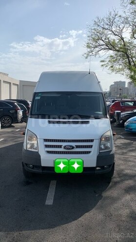 Ford Transit-2