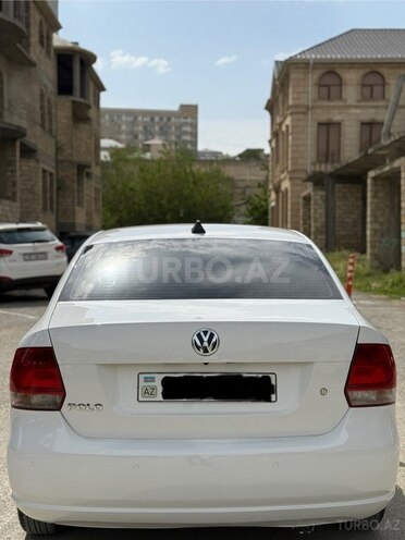Volkswagen Polo 2013, 294,000 km - 1.6 l - Bakı