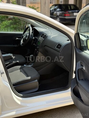 Volkswagen Polo 2013, 294,000 km - 1.6 l - Bakı