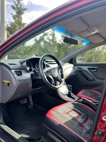 Hyundai Elantra 2015, 123,000 km - 1.8 л - Bakı