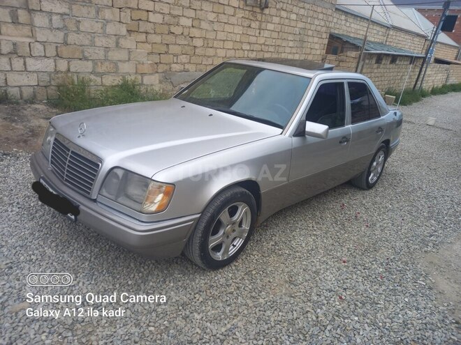 Mercedes E 220 1995, 604,532 km - 2.2 l - Bakı