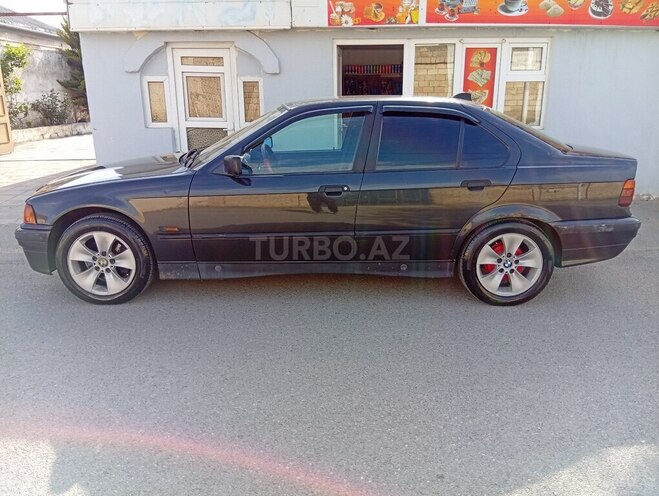 BMW 320 1994, 250,000 km - 2.0 л - Sumqayıt