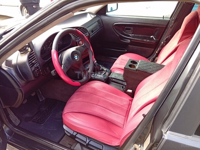 BMW 320 1994, 250,000 km - 2.0 л - Sumqayıt