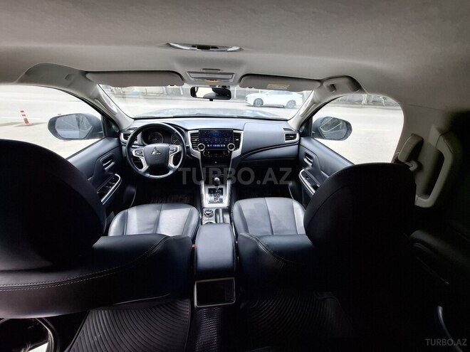 Mitsubishi L200 2021, 96,000 km - 2.4 l - Bakı