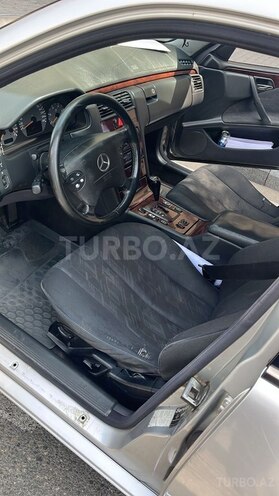 Mercedes E 220 d 2001, 389,000 km - 2.2 л - Bakı
