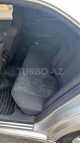 Mercedes E 220 d 2001, 389,000 km - 2.2 л - Bakı