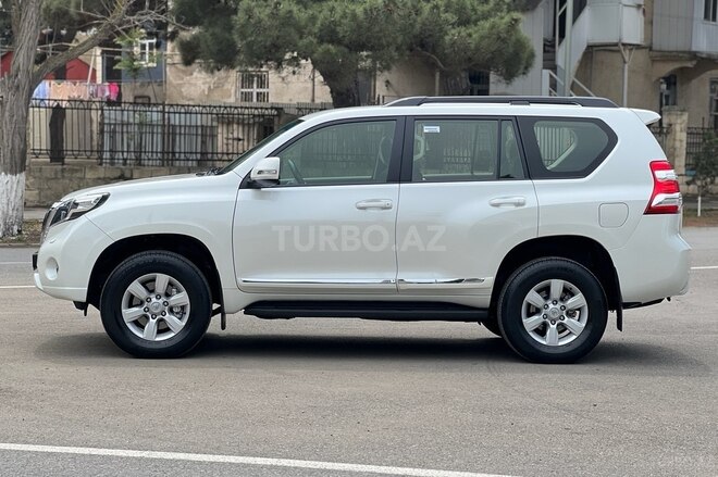 Toyota Land Cruiser Prado 2013, 120,000 km - 2.7 л - Bakı
