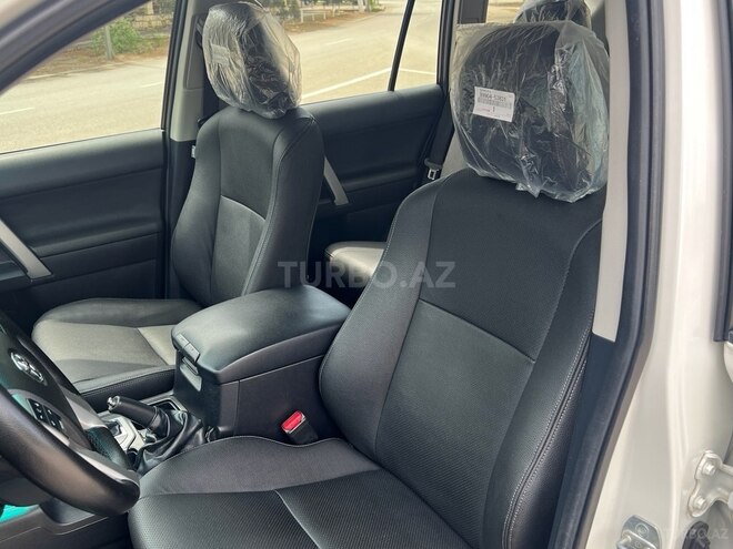 Toyota Land Cruiser Prado 2013, 120,000 km - 2.7 л - Bakı