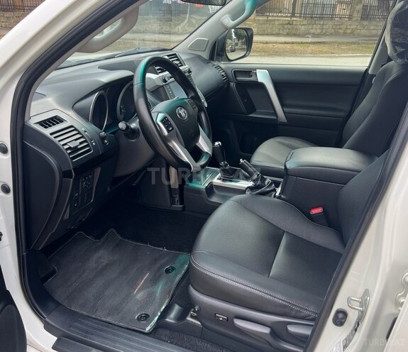 Toyota Land Cruiser Prado 2013, 120,000 km - 2.7 л - Bakı
