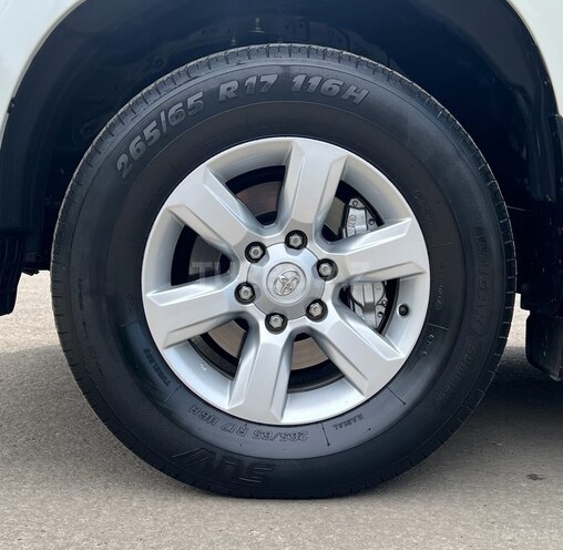 Toyota Land Cruiser Prado 2013, 120,000 km - 2.7 л - Bakı