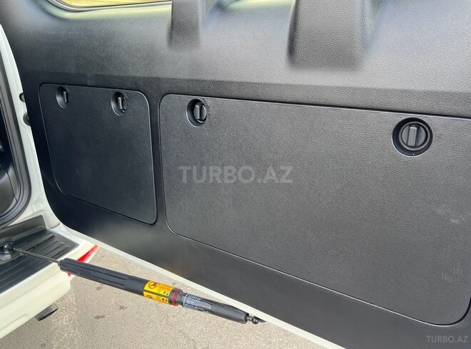 Toyota Land Cruiser Prado 2013, 120,000 km - 2.7 л - Bakı