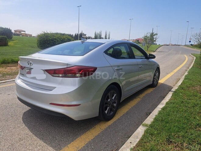 Hyundai Elantra 2016, 140,000 km - 2.0 l - Bakı