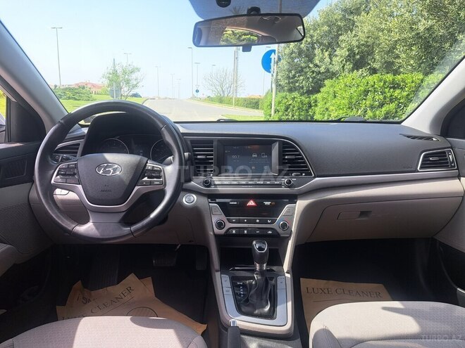 Hyundai Elantra 2016, 140,000 km - 2.0 l - Bakı