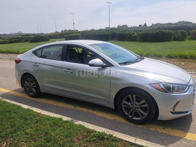 Hyundai Elantra 2016, 140,000 km - 2.0 l - Bakı