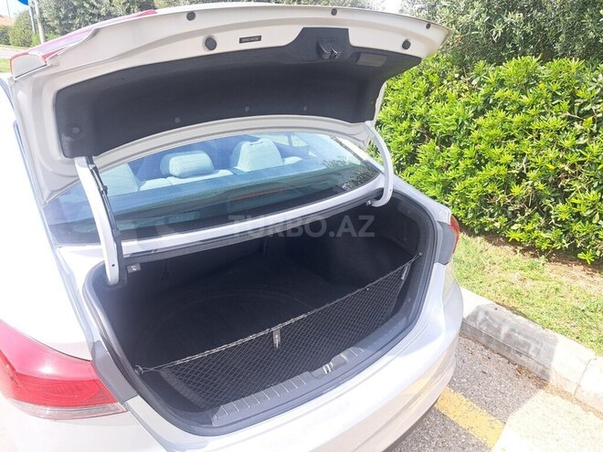 Hyundai Elantra 2016, 140,000 km - 2.0 l - Bakı
