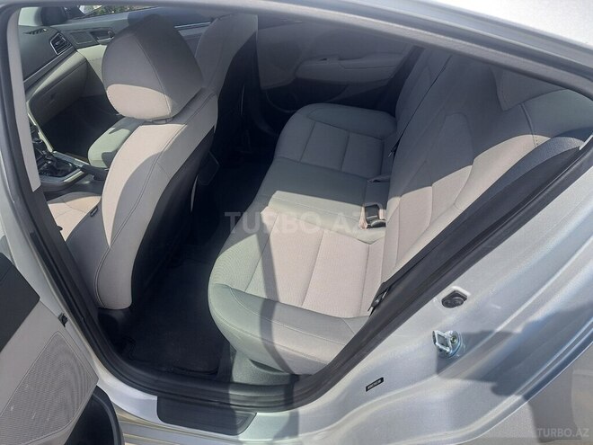 Hyundai Elantra 2016, 140,000 km - 2.0 l - Bakı