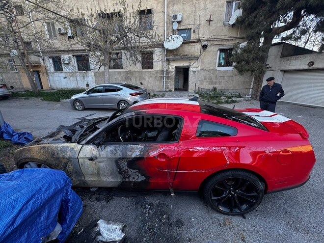 Ford Mustang 2012, 90,000 km - 3.7 l - Bakı