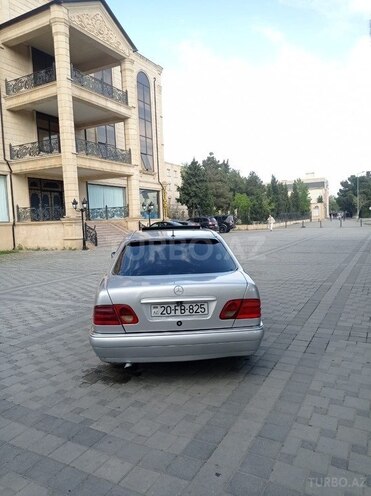Mercedes E 220 d 1997, 236,000 km - 2.2 l - Sumqayıt