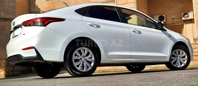Hyundai Accent 2018, 90,000 km - 1.6 l - Bakı