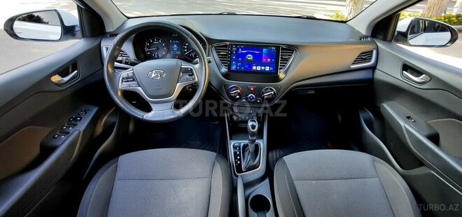 Hyundai Accent 2018, 90,000 km - 1.6 l - Bakı