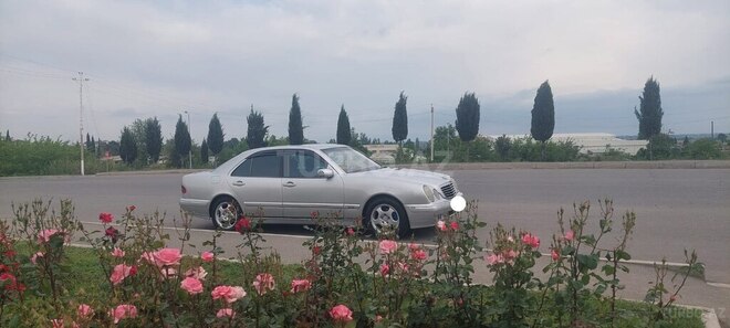 Mercedes E 200 2000, 221,000 km - 2.0 l - Mingəçevir