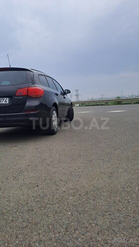 Opel Astra 2011, 206,065 km - 1.4 l - Lənkəran