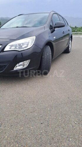 Opel Astra 2011, 206,065 km - 1.4 l - Lənkəran