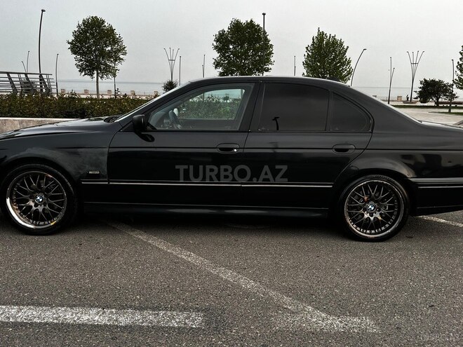 BMW 525 2001, 270,000 km - 2.5 l - Bakı