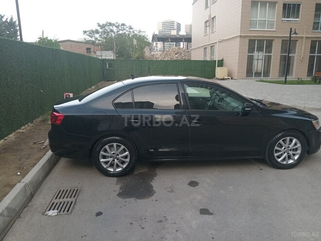 Volkswagen Jetta 2011, 98,379 km - 2.5 l - Bakı