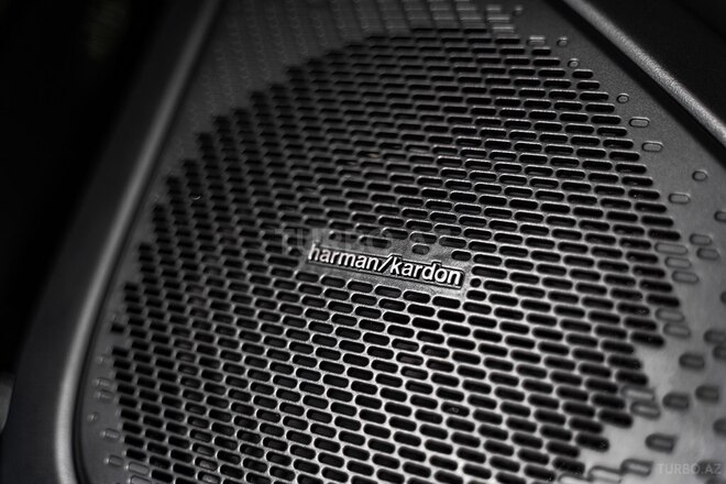 Lynk & Co 08-28